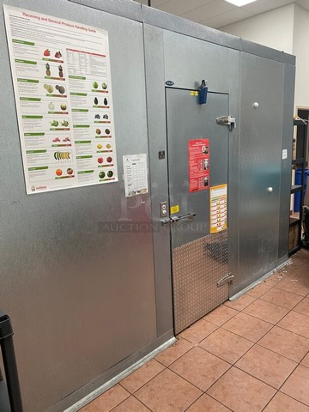 AMAZING! Norlake Commercial 10' X 12' Self Contained Walk In Cooler! With Compressor! Professionally Removed! Working When Removed!  - Image 1 of 10