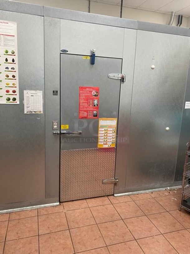AMAZING! Norlake Commercial 10' X 12' Self Contained Walk In Cooler! With Compressor! Professionally Removed! Working When Removed!  - Image 2 of 10