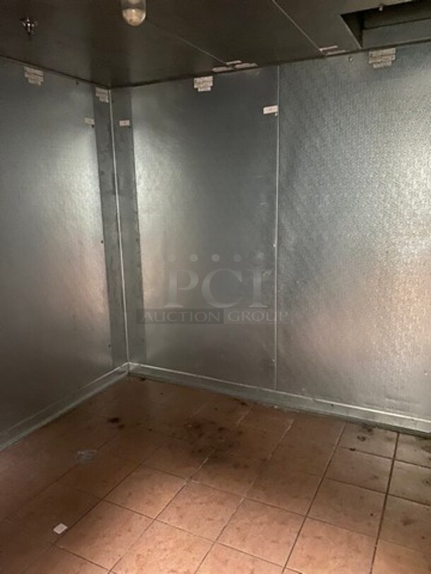 AMAZING! Norlake Commercial 10' X 12' Self Contained Walk In Cooler! With Compressor! Professionally Removed! Working When Removed!  - Image 3 of 10