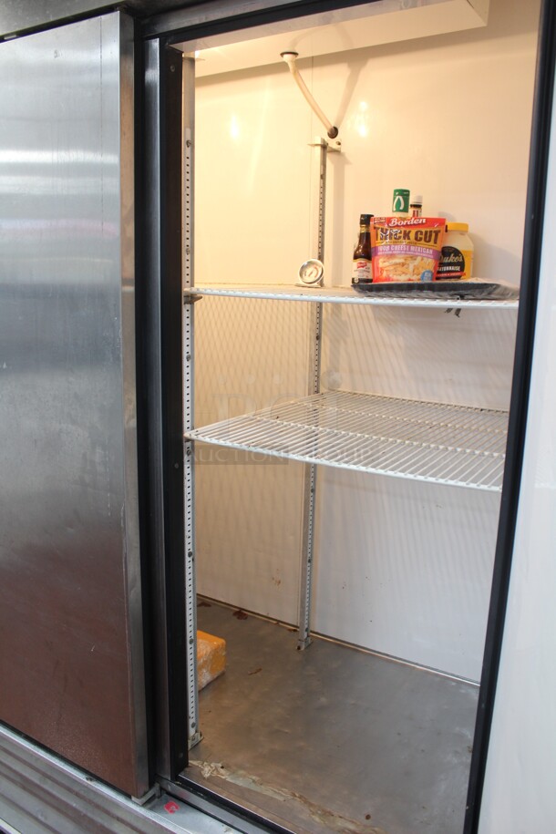 WOW! True Model T-72 Commercial Stainless Steel Triple Door Reach In Refrigerator/Cooler. 78x30x78. 115V/60Hz. 1 Phase. Tested And Working! Buyer Must Remove.Shipping Is Not Available.  - Image 5 of 7