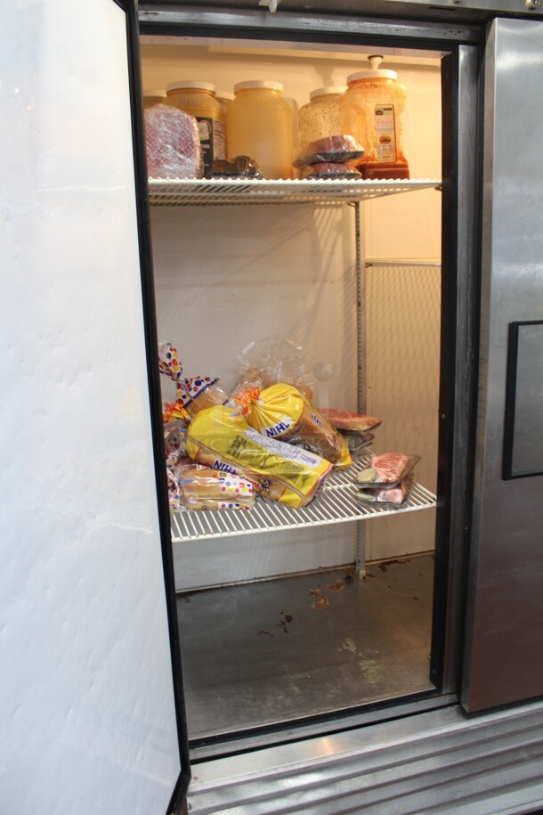 WOW! True Model T-72 Commercial Stainless Steel Triple Door Reach In Refrigerator/Cooler. 78x30x78. 115V/60Hz. 1 Phase. Tested And Working! Buyer Must Remove.Shipping Is Not Available.  - Image 6 of 7