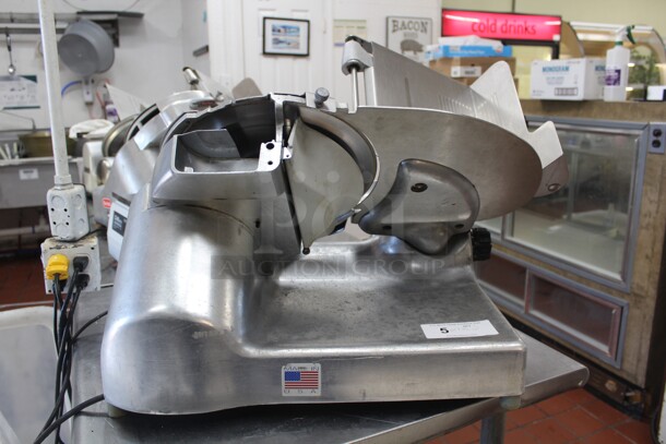 GREAT FIND! Berkel Model 909FS Commercial Countertop Meat/Cheese Slicer. 24.5x18x20.5. 115V/60Hz. Tested And Working! Shipping Is Not Available. - Image 3 of 6