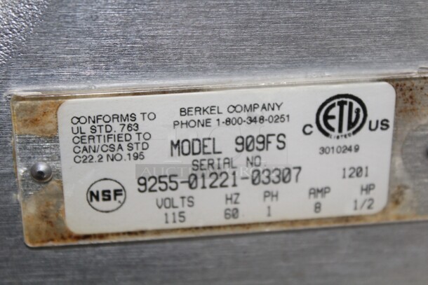 GREAT FIND! Berkel Model 909FS Commercial Countertop Meat/Cheese Slicer. 24.5x18x20.5. 115V/60Hz. Tested And Working! Shipping Is Not Available. - Image 6 of 6