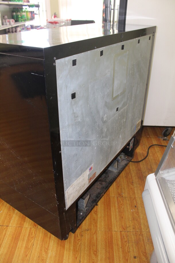 AWESOME! Federal Industries Model RSS4SC-4B Commercial Open Air Grab And Go Merchandising Cooler On Commercial Casters. 48x37.5x46.5. 120V/60Hz. Tested And Working! Buyer Must Remove.Shipping Is Not Available. - Image 5 of 7