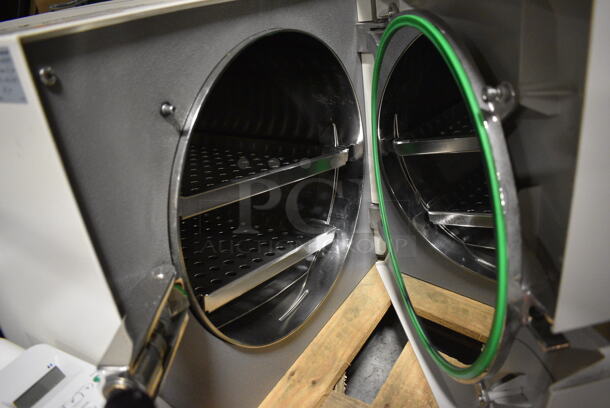 Tuttnauer Model 3870EA Metal Commercial Countertop Autoclave Steam Sterilizer. 230 Volts, 1 Phase. 26x41x20. (facilities) - Image 4 of 7