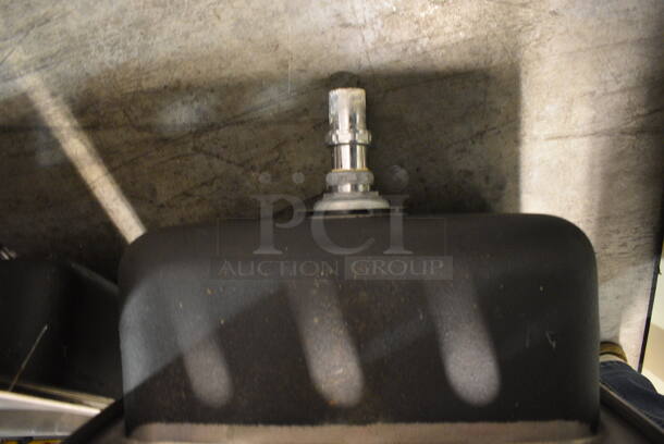 Stainless Steel Single Bay Drop In Sink. 19x17.5x12. (facilities) - Image 4 of 4