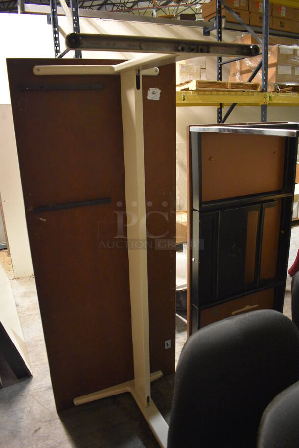 Desk / Table. 72x30x30. (facilities) - Image 4 of 4