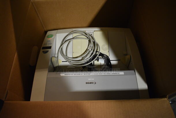 IN ORIGINAL BOX! Canon Model DR-6080 Countertop Printer. 18x21x12. (facilities) - Image 3 of 6