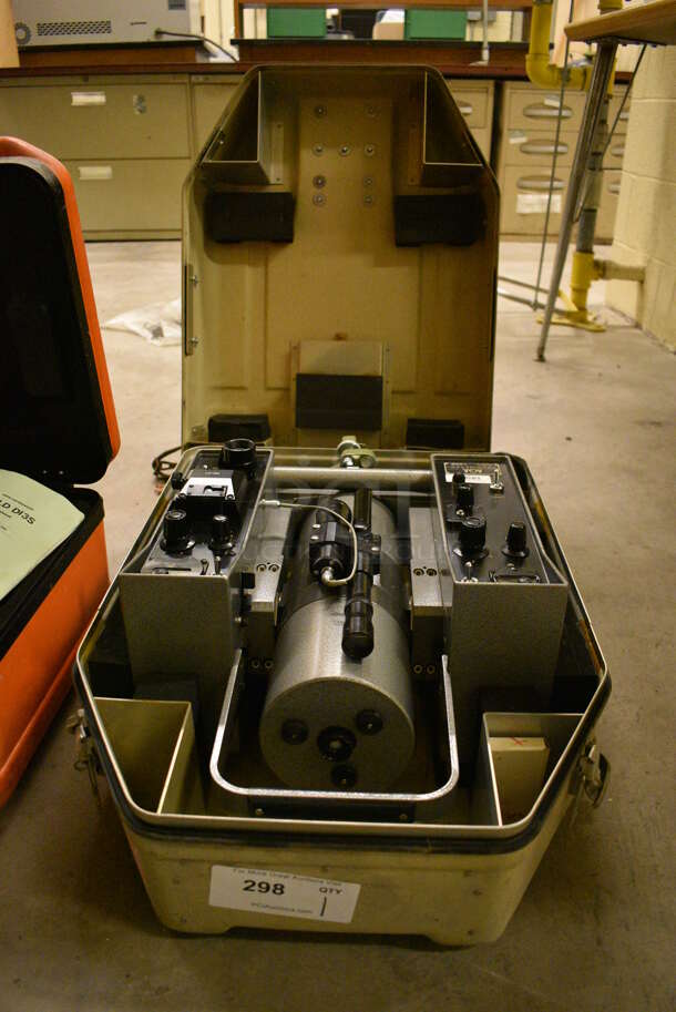 AGA Model 6 Metal Commercial Geodimeter in Case. 18x23x16. (John N. Hall Tech - Room 121) - Image 6 of 6