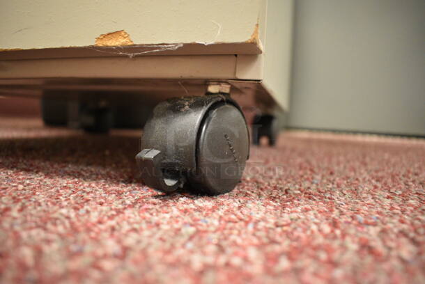 Metal 3 Drawer Filing Cabinet on Casters. 15.5x19x28. (Whitaker Hall - Room 132) - Image 4 of 4