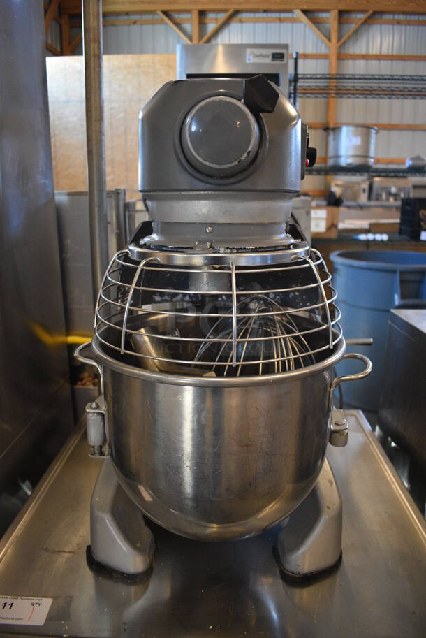 BEAUTIFUL! Hobart Legacy Model HL200 Metal Commercial Countertop 20 Quart Planetary Mixer w/ Stainless Steel Mixing Bowl, Bowl Guard, Paddle and Whisk Attachments. 100-120 Volts, 1 Phase. 17x23x30. Tested and Working! - Image 8 of 8