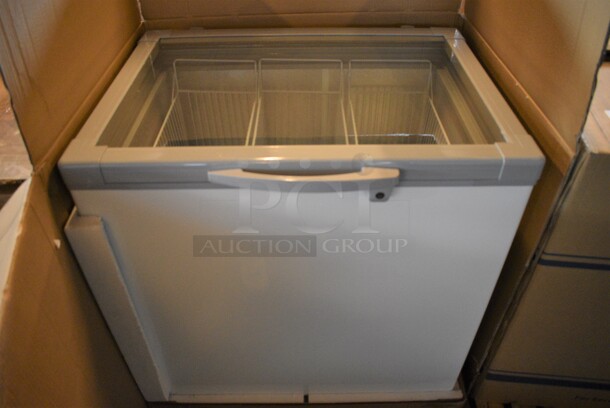 BRAND NEW! Model XS246YBL Metal Commercial Cooler Chest Showcase Merchandiser w/ 2 Sliding Lids. 110 Volts, 1 Phase. 33x26x33.5. Tested and Working!