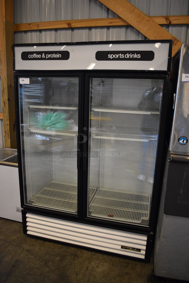 NICE! True Model GDM-49 Metal Commercial 2 Door Reach In Cooler Merchandiser w/ Poly Coated Racks. 115 Volts, 1 Phase. 54x30x79. Tested and Working! - Image 2 of 6