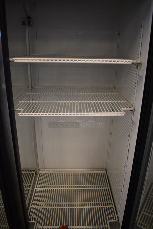 NICE! True Model GDM-49 Metal Commercial 2 Door Reach In Cooler Merchandiser w/ Poly Coated Racks. 115 Volts, 1 Phase. 54x30x79. Tested and Working! - Image 6 of 6