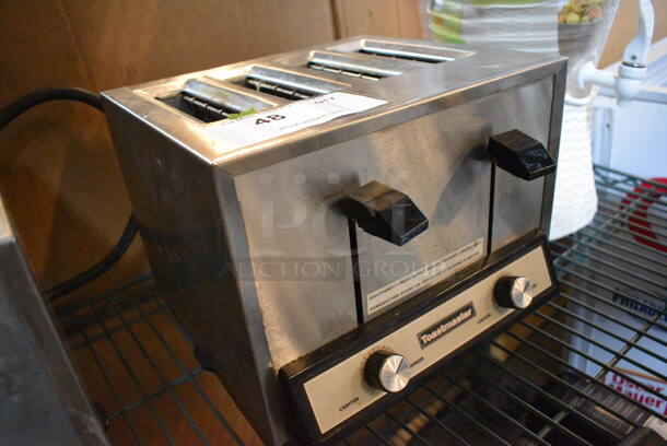 Toastmaster Stainless Steel Countertop 4 Slot Toaster. 11x10x10 - Image 3 of 4