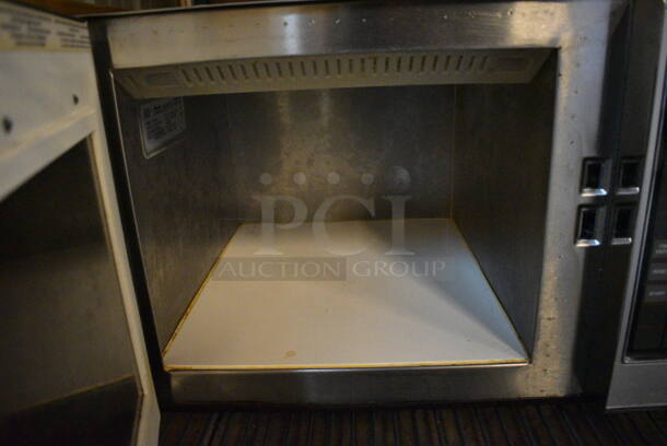 Amana Model RFS108 Stainless Steel Commercial Countertop Microwave Oven. 22x18x14 - Image 4 of 5