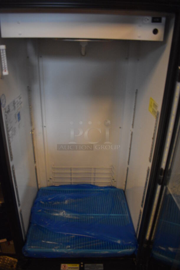 NICE! Imbera Model VR10 CO2 ENERGY STAR Metal Commercial Single Door Reach In Cooler Merchandiser w/ Poly Coated Racks. 115 Volts, 1 Phase. 25x33x55. Tested and Powers On But Does Not Get Cold - Image 4 of 5