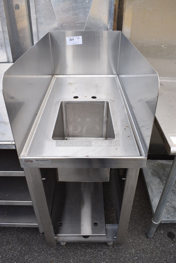 Stainless Steel Commercial Single Bay Sink w/ Side and Back Splash Guards. 18x34x45. Bay 10x14x10