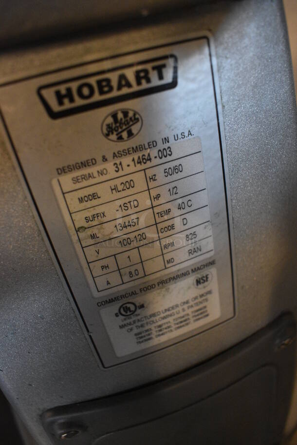 BEAUTIFUL! Hobart Legacy Model HL200 Metal Commercial Countertop 20 Quart Planetary Mixer w/ Stainless Steel Mixing Bowl, Bowl Guard, Paddle and Whisk Attachments. 100-120 Volts, 1 Phase. 17x23x30. Tested and Working! - Image 5 of 8