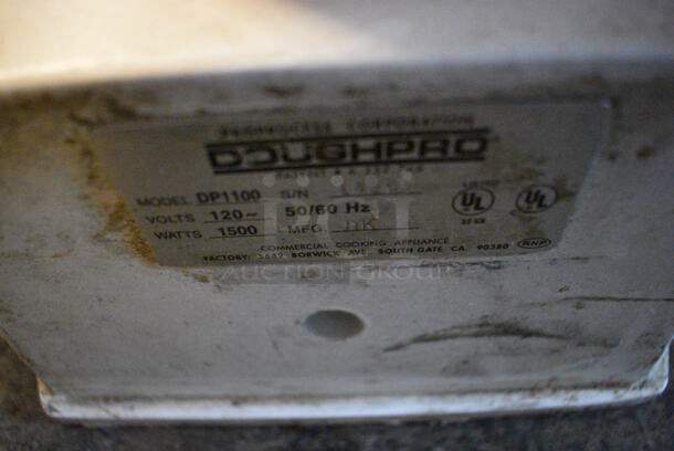 AMAZING! DoughPro Proluxe Model DP1100 Metal Commercial Countertop Dough Press. 120 Volts, 1 Phase. 18x26x23. Tested and Working! - Image 6 of 6