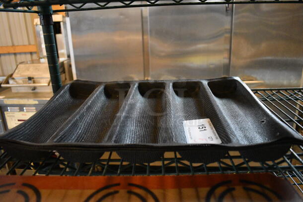 5 Black Silform 5 Loaf Baking Pan Liners. 18x13x1. 5 Times Your Bid!