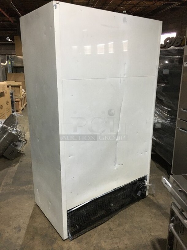 True Refrigerated Open Grab-N-Go Case Merchandiser! Model TAC48 Serial 7419853! 208/230V 1Phase! - Image 3 of 7