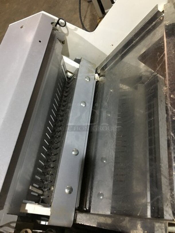 JAC Commercial Countertop Bread Loaf Slicer! 120V! - Image 5 of 10