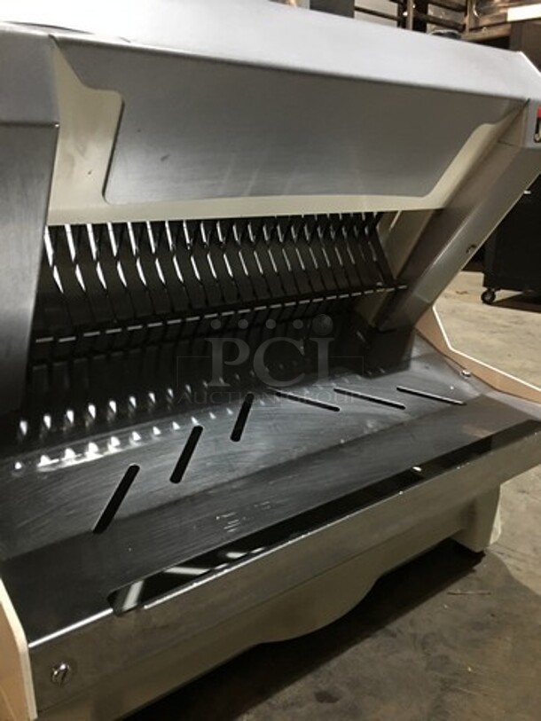 JAC Commercial Countertop Bread Loaf Slicer! 120V! - Image 6 of 10