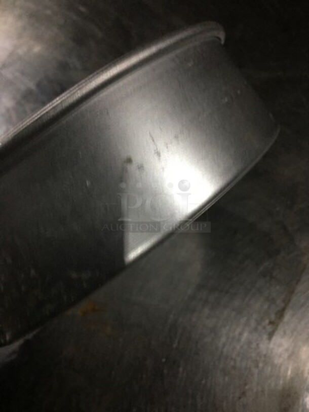 WOW! Round Dough Holding Pans! 5 X Your Bid! - Image 3 of 5
