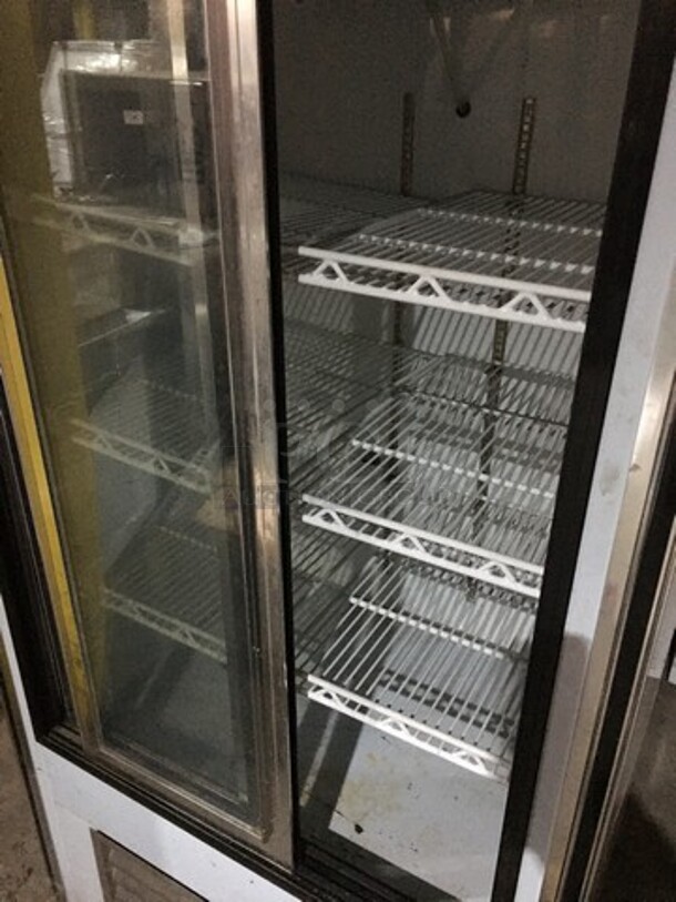 Leader Reach In Cooler Merchandiser! With 2 Glass Sliding Doors! With Poly Coated Racks! Model LS38SC Serial PZ01C1816! 115V 1 Phase! - Image 5 of 9