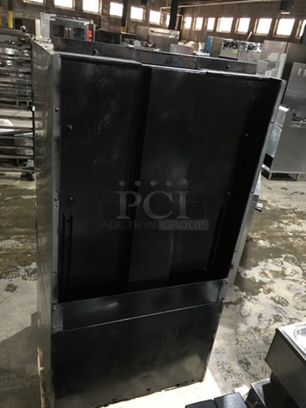 Nice! Jade Range Natural Gas Powered Upright Char Broiler Grill! With Double Oven! All S.S. Body! - Image 4 of 11