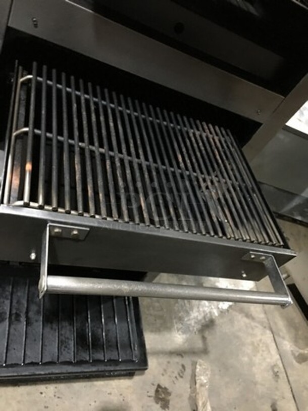 Nice! Jade Range Natural Gas Powered Upright Char Broiler Grill! With Double Oven! All S.S. Body! - Image 7 of 11