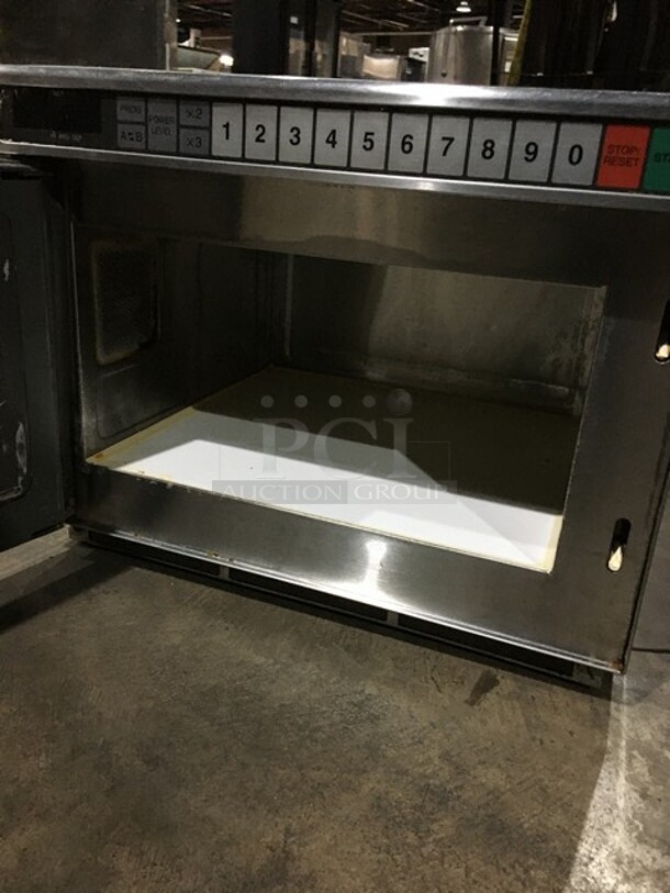 Panasonic Commercial Countertop Microwave Oven! All Stainless Steel! With View Through Door! Model NE2157R Serial 6A81100142! 208/230V 1Phase! - Image 5 of 7