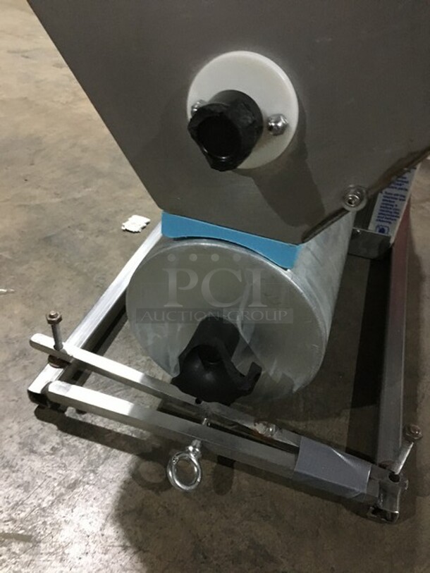WOW! 2011 Attias Commercial Countertop Chopper/Mincer! All Stainless Steel! 115/220V! - Image 6 of 8