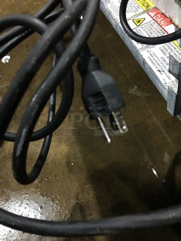 Delfield Commercial Refrigerated 2 Drawers Chef Base! All Stainless Steel! Model 17C52P Serial 1807150001526! 115V 1Phase! - Image 9 of 9