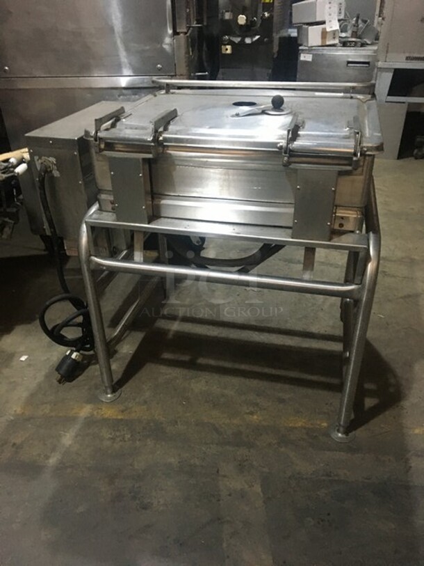 Market Forge Commercial Electric Powered Tilted Braising Pan/Skillet! Model 1000! All Stainless Steel! 208V 3 Phase! On Legs! - Image 3 of 8