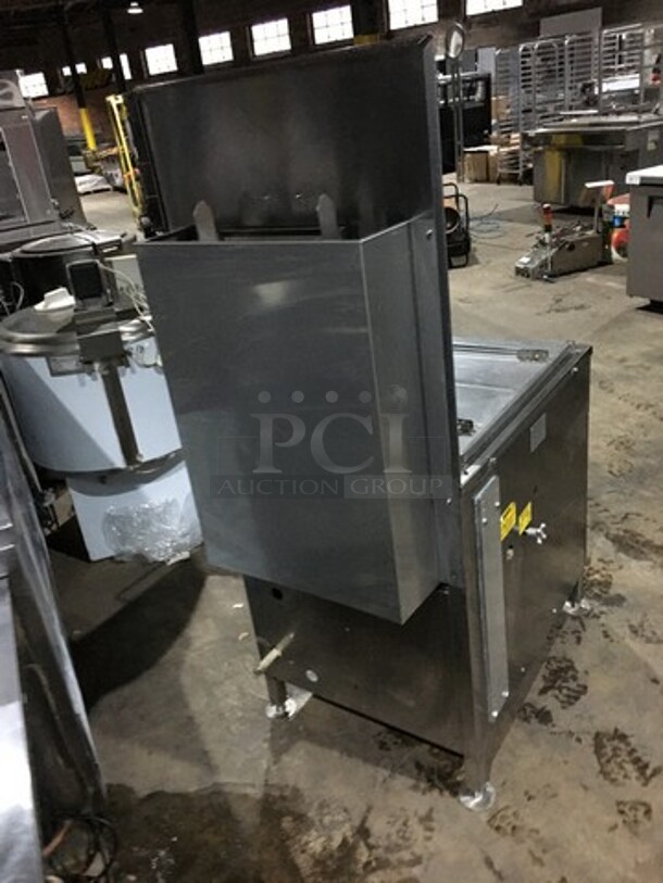Amazing! Belshaw Natural Gas Powered Commercial Donut Deep Fat Fryer! Model 718TCG! All Stainless Steel! On Legs!
 - Image 4 of 11
