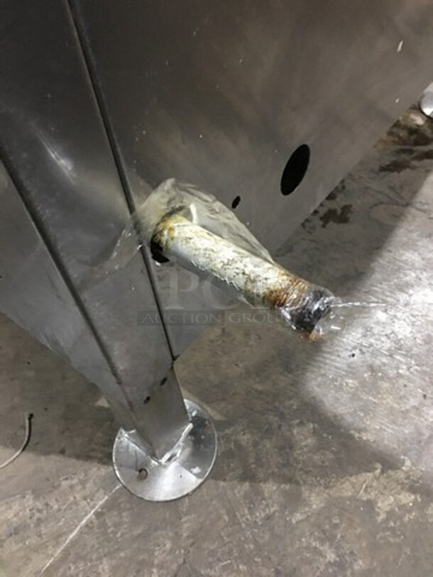 Amazing! Belshaw Natural Gas Powered Commercial Donut Deep Fat Fryer! Model 718TCG! All Stainless Steel! On Legs!
 - Image 11 of 11