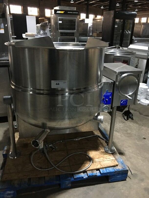 Cleveland Commercial Natural Gas Powered Floor Style Tilted Soup Kettle! All Stainless Steel! On Legs!