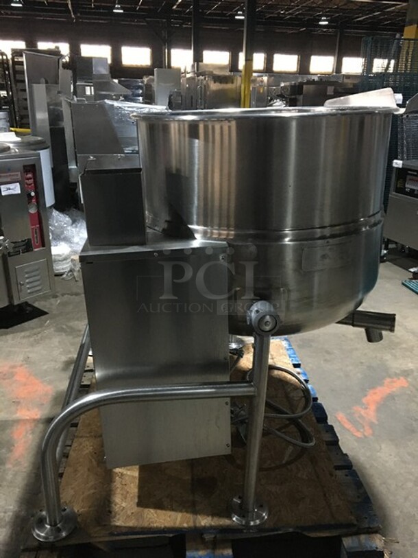 Cleveland Commercial Natural Gas Powered Floor Style Tilted Soup Kettle! All Stainless Steel! On Legs! - Image 2 of 10