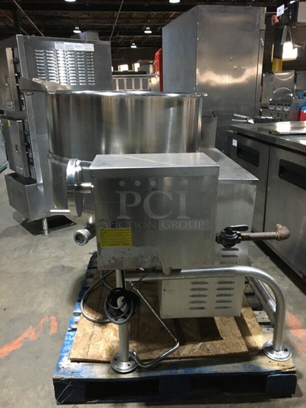 Cleveland Commercial Natural Gas Powered Floor Style Tilted Soup Kettle! All Stainless Steel! On Legs! - Image 3 of 10