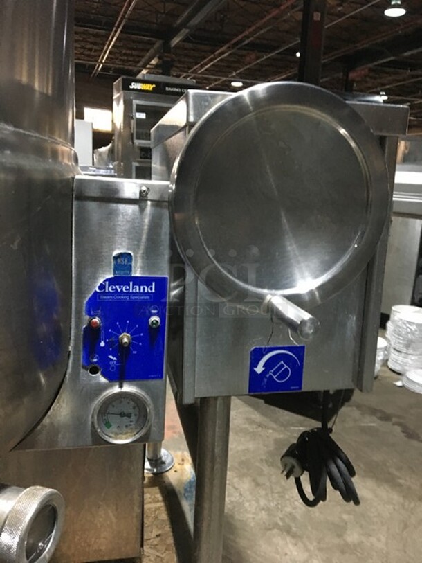 Cleveland Commercial Natural Gas Powered Floor Style Tilted Soup Kettle! All Stainless Steel! On Legs! - Image 6 of 10