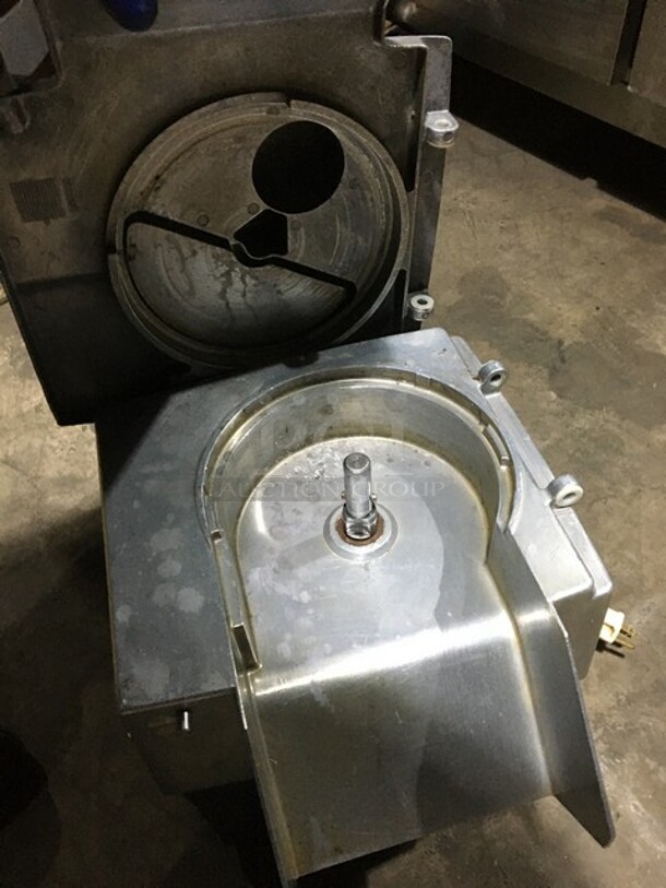 Nice! Robot Coupe Commercial Food Processor/Chopper Machine! Model CL50! - Image 6 of 9