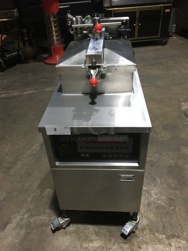 FAB! 2019 NEW NEVER USED! Shineho Equipment Electric Powered Pressure Fryer! Model P007! With Oil Filter System! On Casters!