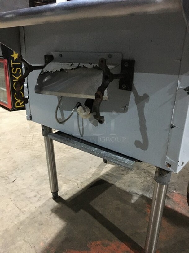 All Stainless Steel Natural Gas Powered Floor Style Single Burner Wok Range! On Legs!
 - Image 7 of 8