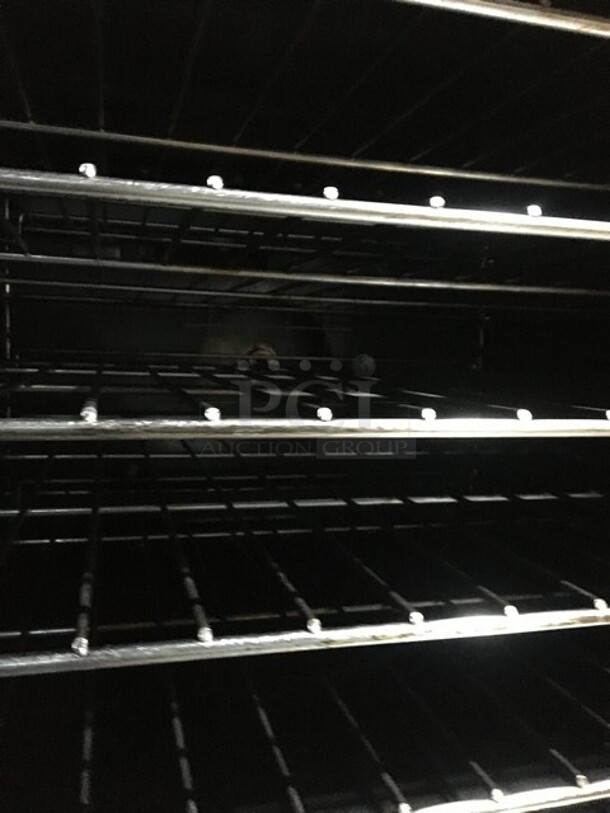 Sweet! Garland Electric Powered Double Deck Convection Oven! With Metal Racks! With One View Through Door & One Solid Door! Model TTE4! 230V 3Phase! On Legs! 2 X Your Bid! Makes 1 Unit! - Image 6 of 10