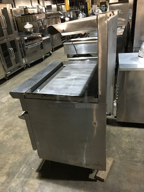 Nice! American Range Natural Gas Powered Flat Griddle! With Full Size Oven! With Raised Backsplash And Salamander Shelf! On Legs! - Image 4 of 9