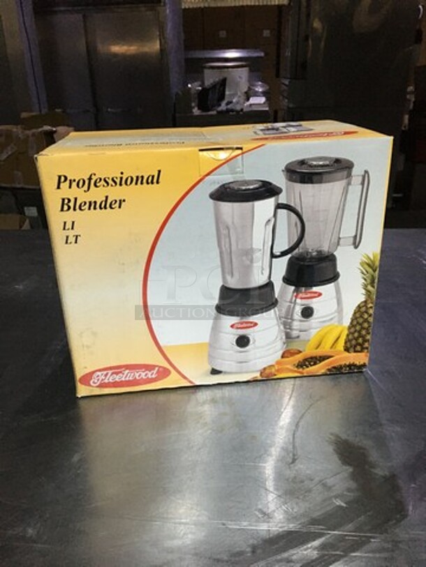 New! Fleetwood Commercial Bar Blender! Model LI! With Stainless Steel Pitcher! 110V 1 Phase! - Image 2 of 10