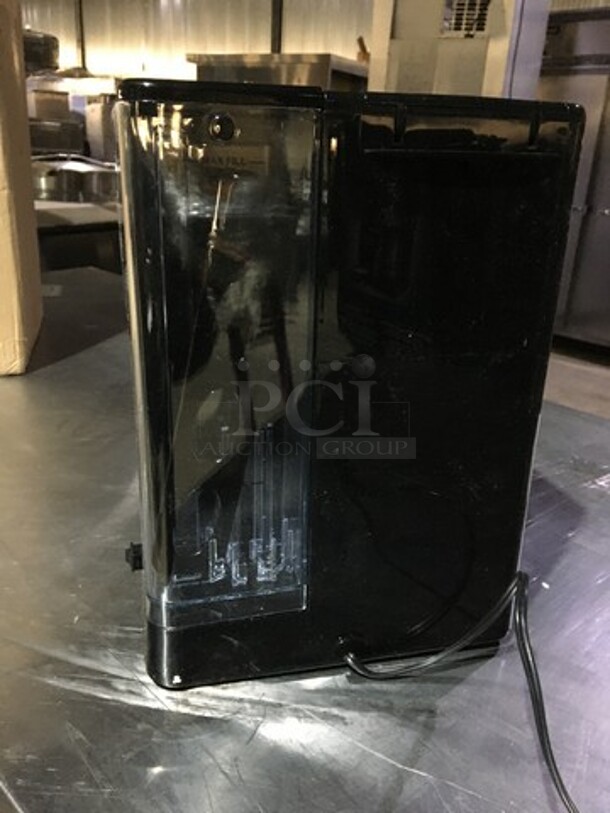 Cuisinart Countertop Coffee Machine/Single Serve Brewer!  - Image 4 of 12