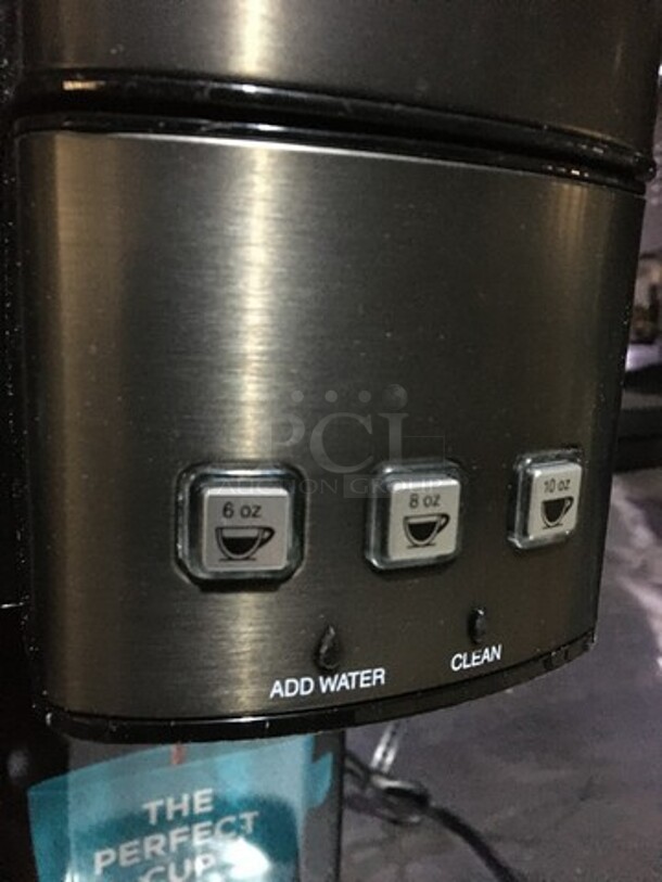 Cuisinart Countertop Coffee Machine/Single Serve Brewer!  - Image 9 of 12